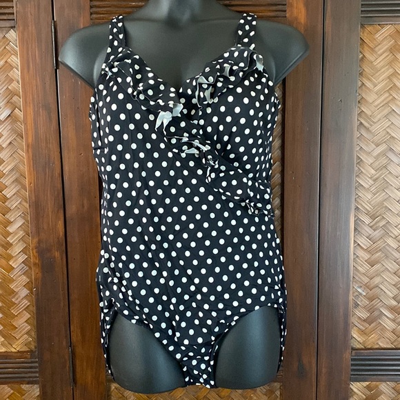 INC International Concepts Swim Ruffled One Piece 22W - Picture 1 of 6